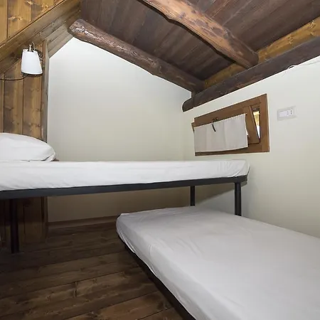 Agriturismo Il Mirtillo B,b ファームステイ Pasturo