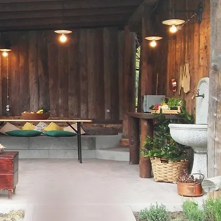 Alloggio per agriturismo Agriturismo Il Mirtillo B,b *